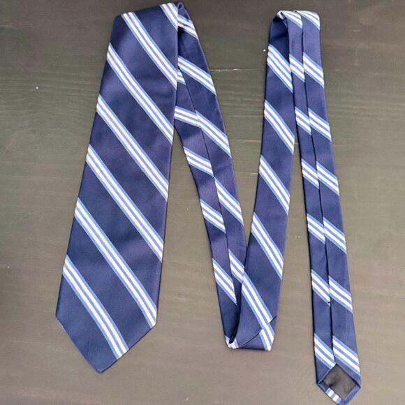 Brooks Brothers 346 Silk Tie Blue Striped 58” x 3.5” Made in USA Woven in Italy - Picture 3 of 6